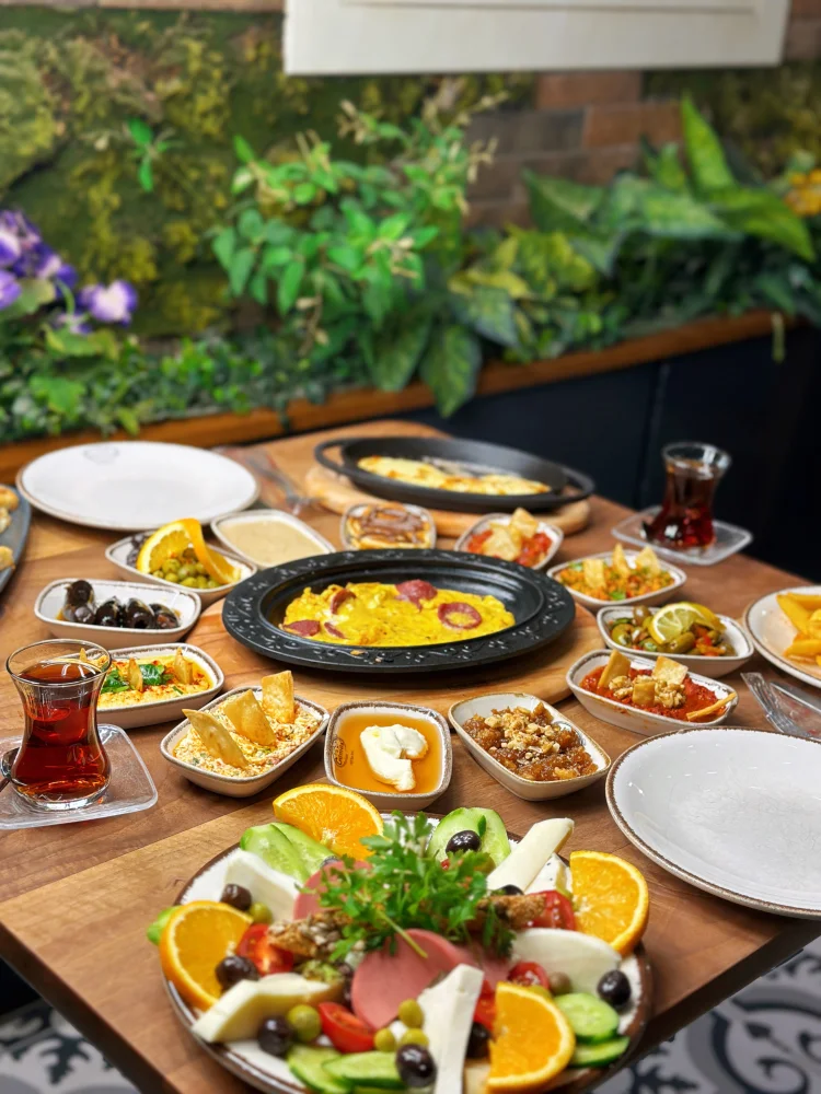 Serpme Kahvaltı