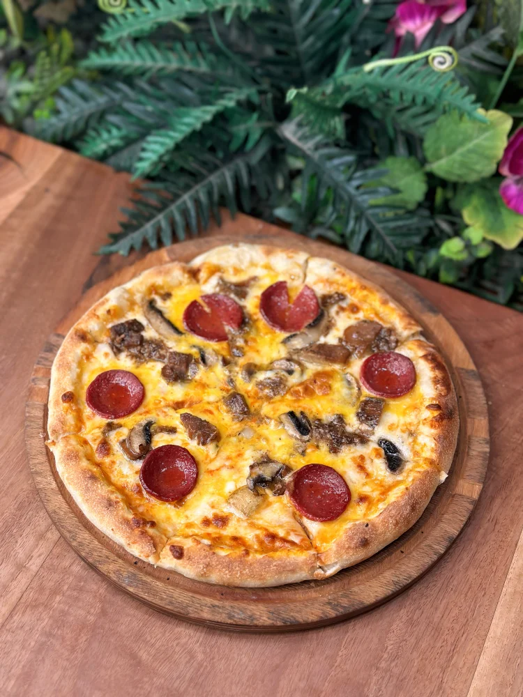 Şarküteri Pizza