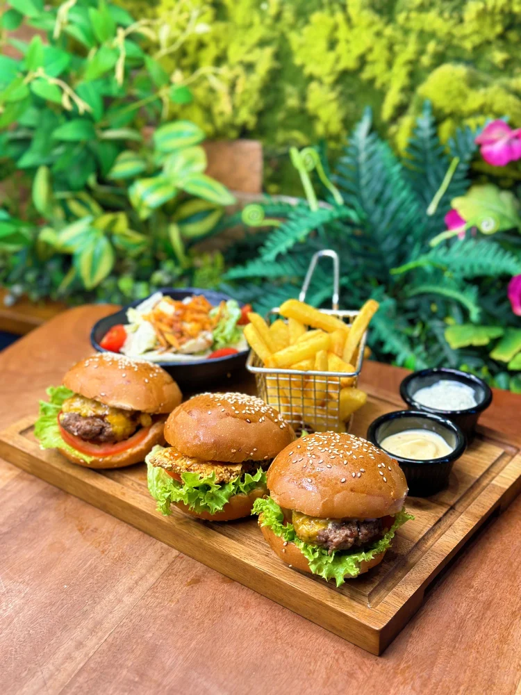 Gümüş Üçlü Mini Burger