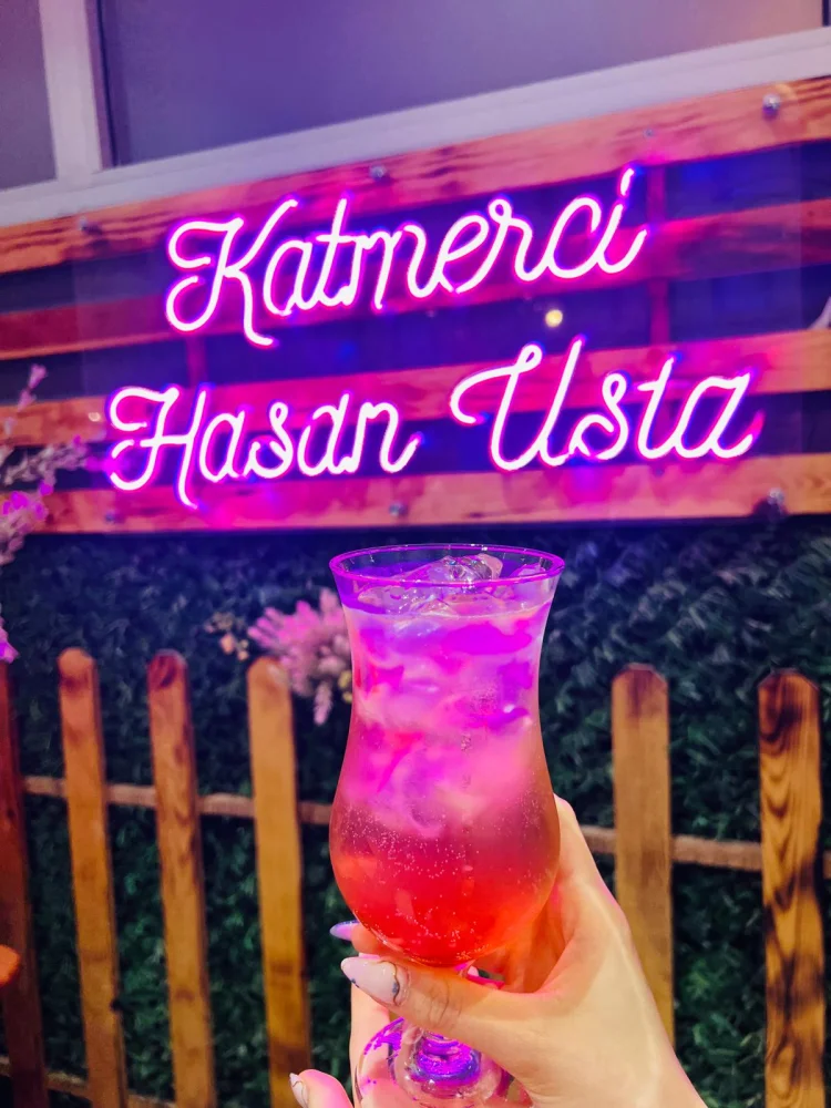ÇILEKLI MOJITO