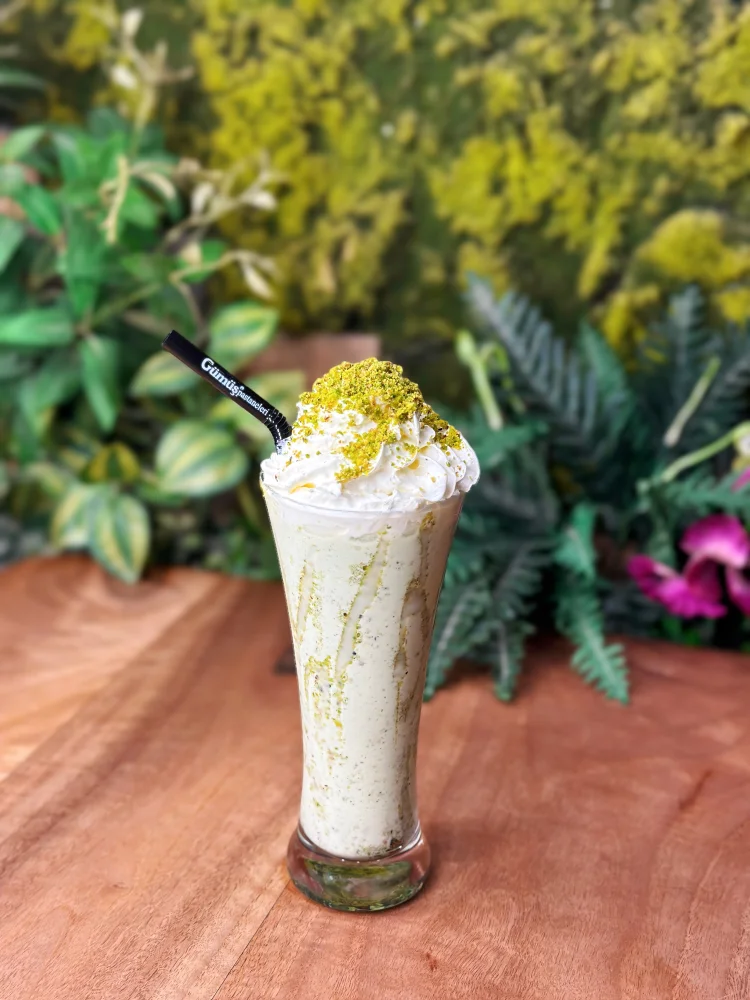 Milkshake Antep Fıstığı 